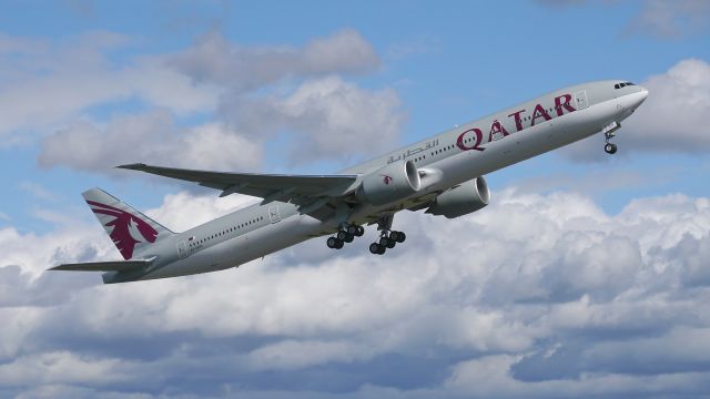 BOEING 777-300 (A7-BEH) - QTR3373 on rotation from Rwy 16R for delivery to OTHH/DOH on 3/22/16. (ln 1375 / cn 60334).