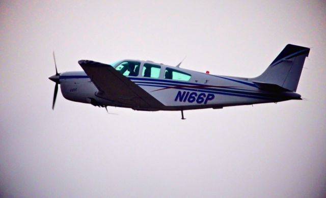 Beechcraft Bonanza (36) (N166P)