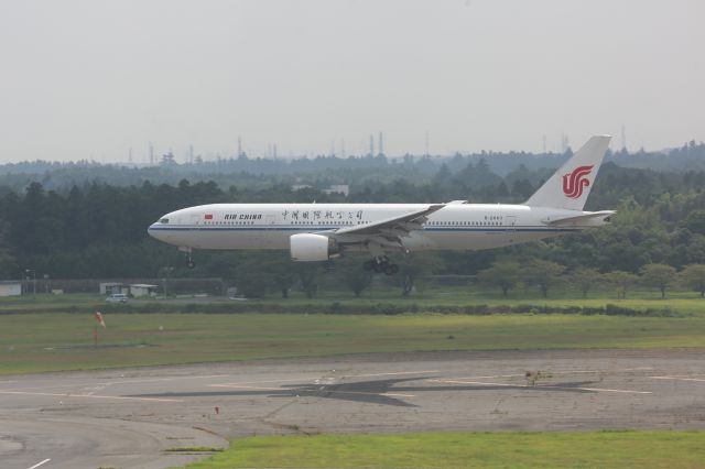 Boeing 777-200 (B-2069)