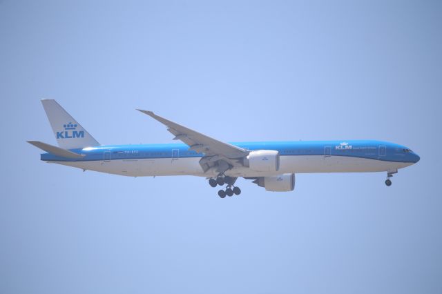BOEING 777-300ER (PH-BVG)