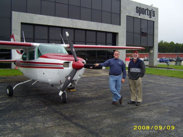 Cessna Centurion (N761TE) - Taken in front of Sportys.