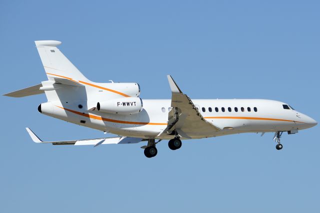 Dassault Falcon 7X (F-WWVT) - Circa 2012, at the Dassault Aircraft Services facility. Aircraft now registered as PP-CFJ, msn 171.