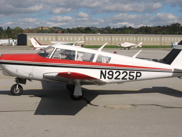 Piper PA-24 Comanche (N9225P) - TAXIING AT FULLERTON