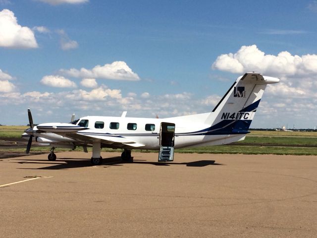 Piper Cheyenne 400 (N141TC)