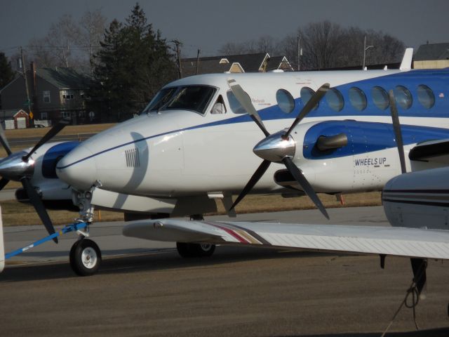 Beechcraft Super King Air 350 (N824UP)