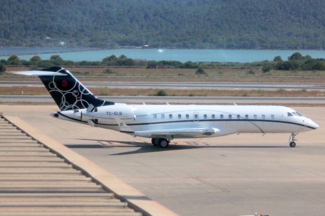 Bombardier Global Express (TC-GLB) - Taxiing to the ramp on 2-Aug-24 arriving from LTFM.