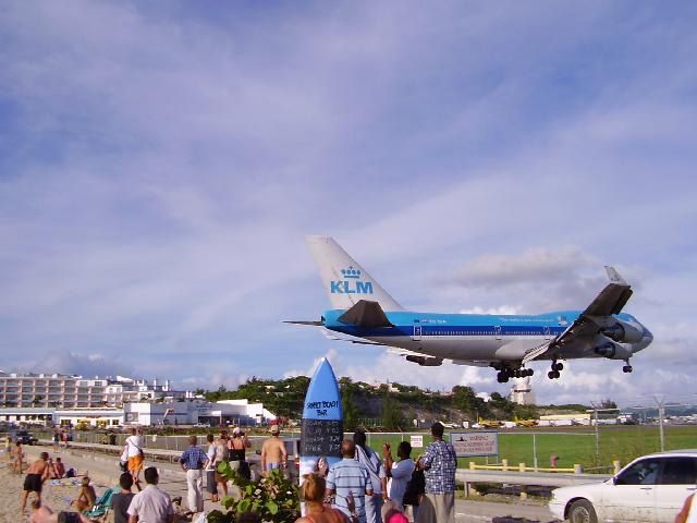 Boeing 747-400 —