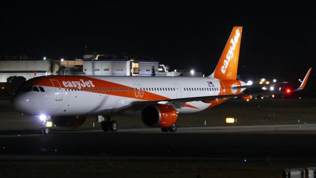 Airbus A321 (OE-ISE) - On Apron 9