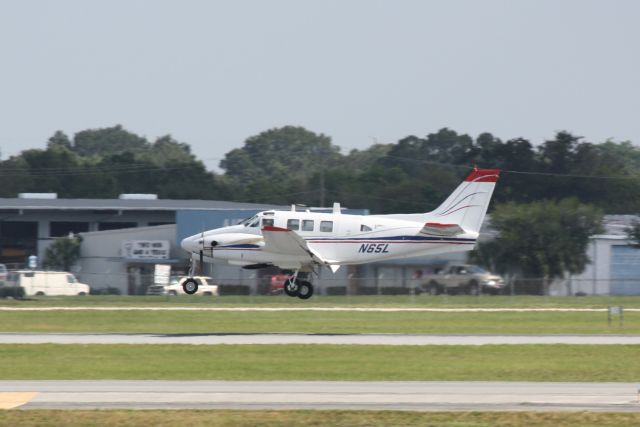 Beechcraft King Air 90 (N65L)