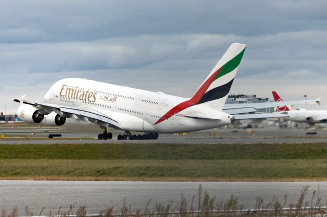 Airbus A380-800 (A6-EUL)