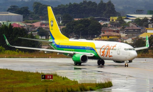 Boeing 737-800 (PR-GUM)