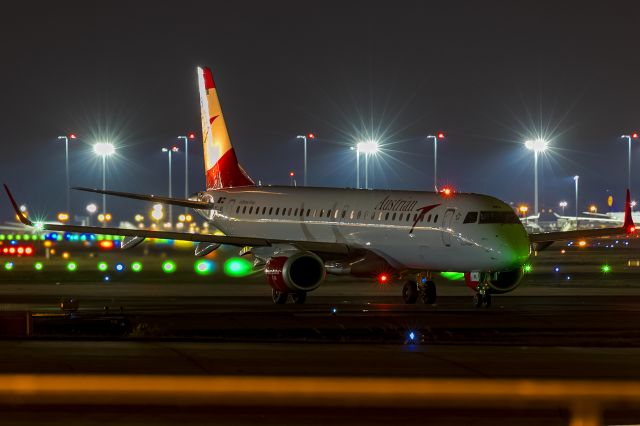 Embraer ERJ-190 (OE-LWL)
