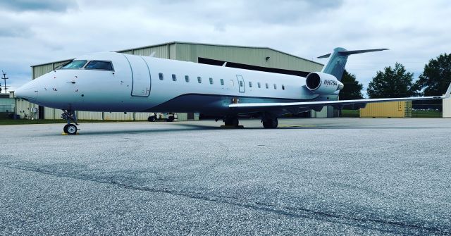 Canadair Regional Jet CRJ-200 (N907SA)