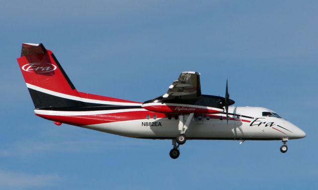 de Havilland Dash 8-100 (N882EA)