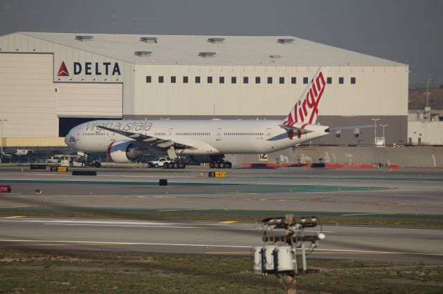 BOEING 777-300ER (VH-VPD)