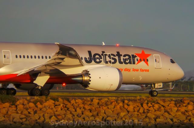 Boeing 787-8 (VH-VKK) - Jetstar (VH-VKK) B787-8 Taxiing To RWY 34L For A Departure To Honolulu