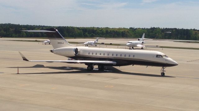 Bombardier Global 5000 (N193LA)