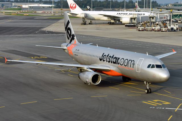 Airbus A320 (9V-JSN)