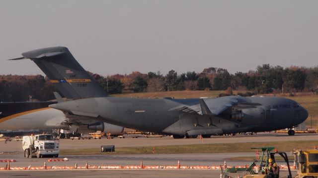 Boeing Globemaster III (07-7187)