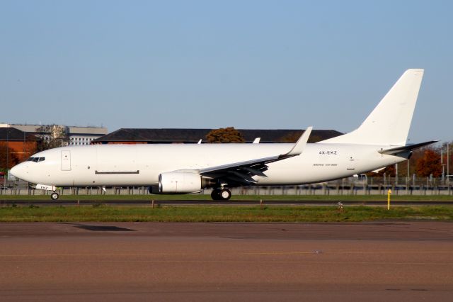 Boeing 737-800 (4X-EKZ) - Landing on rwy 27R on 23-Nov-23 operating flight ELY851 from LLBG.