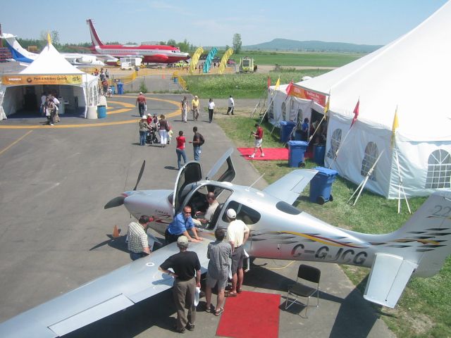 Cirrus SR-22 (C-GJCG)