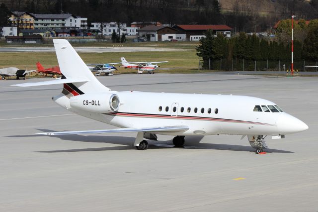 Dassault Falcon 2000 (CS-DLL)