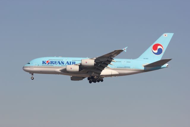 Airbus A380-800 (HL7615)