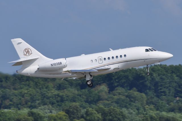 Dassault Falcon 2000 (N103SB) - Taking off after a long wait.