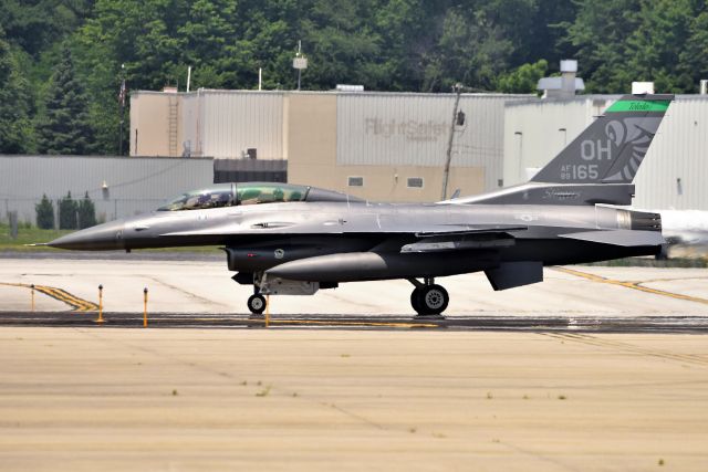Lockheed F-16 Fighting Falcon (89-0165) - 06-14-22