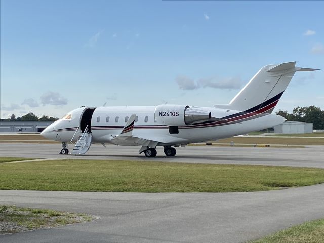 Canadair Challenger (N241QS) - Date Taken: September 28, 2023