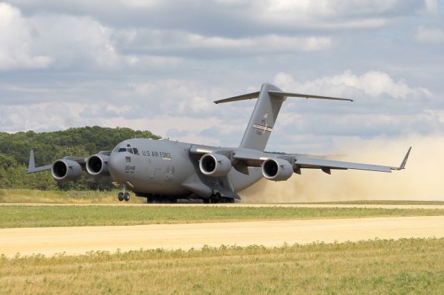 Boeing Globemaster III (97-0048) - A USAF C-17 Globemaster III, 97-0048, from the 445th Airlift Wing, Wright-Patterson AFB, OH, departing Young Air Assault Strip on 26 Jul 2013.