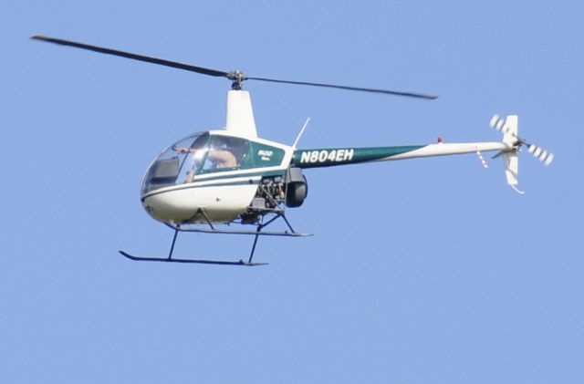 Robinson R-22 (N804EH)