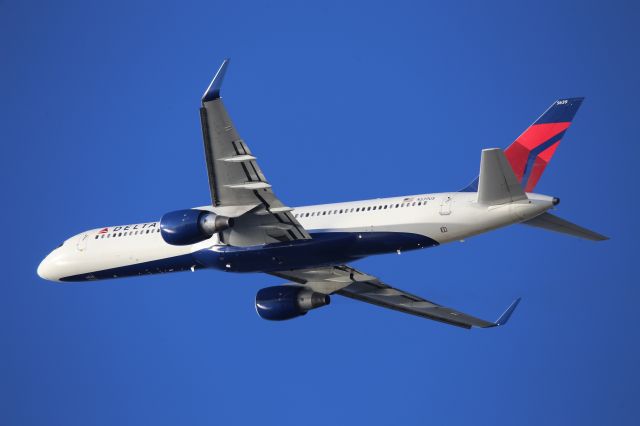 Boeing 757-200 (N539US)