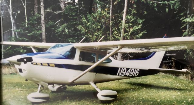 Cessna Skylane (N94916) - Parked at 7WA5 Stuart Is. Wa.