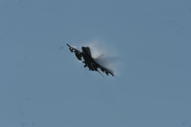 — — - WI Air National Guard F-16 at Hardwood Range