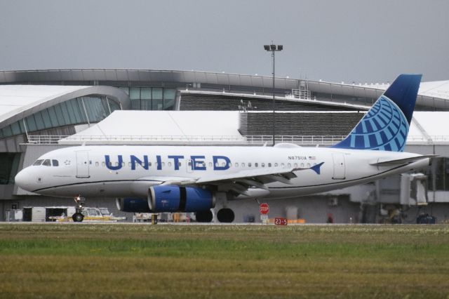 Airbus A319 (N875UA) - UAL1747 arriving into Buffalo NY (BUF) from Chicago IL (ORD)br /Entered Service w/ United Airlines in March 2020br /Configured 12 First Class / 114 Economy