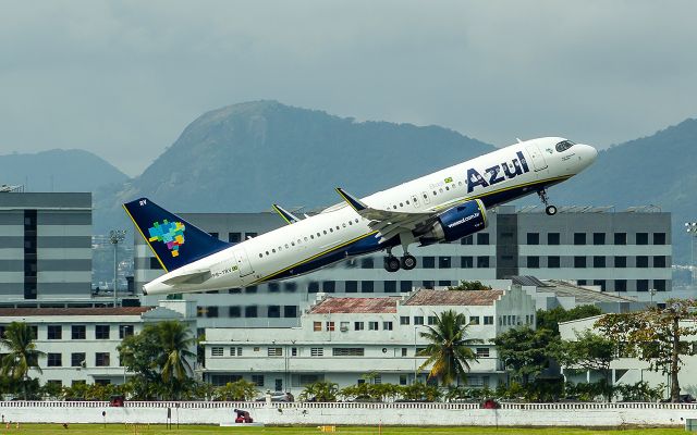 Airbus A320neo (PR-YRV)