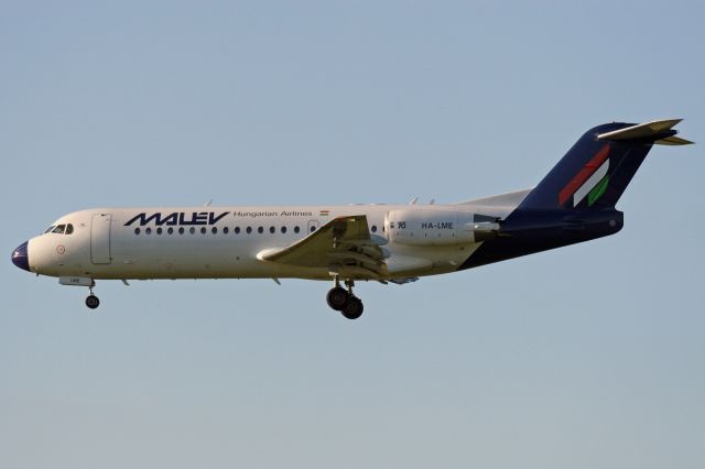 Fokker 70 (HA-LME)