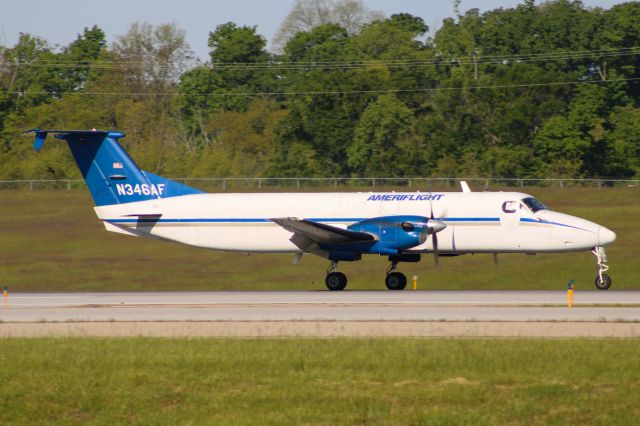 Beechcraft 1900 (N346AF) - Ameriflight B190 departing RWY 36C.