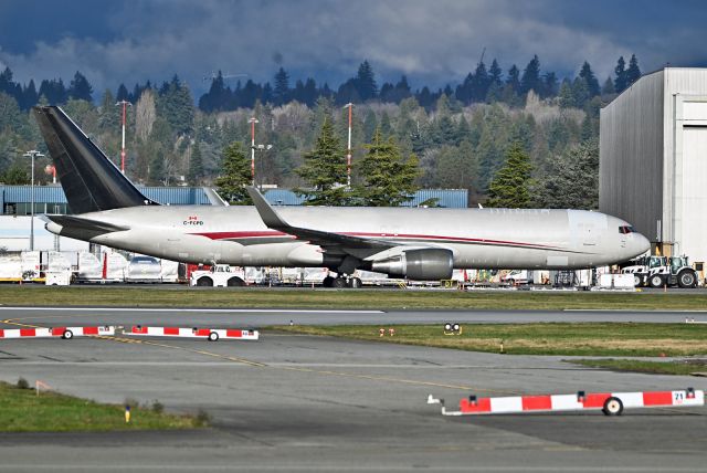 BOEING 767-300 (C-FCPD) - ex-Omni