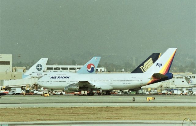 Boeing 747-200 (DQ-FJI) - KLAX - Air Pacific 747-200 arriving from Tahiti at the TBT at LAX.