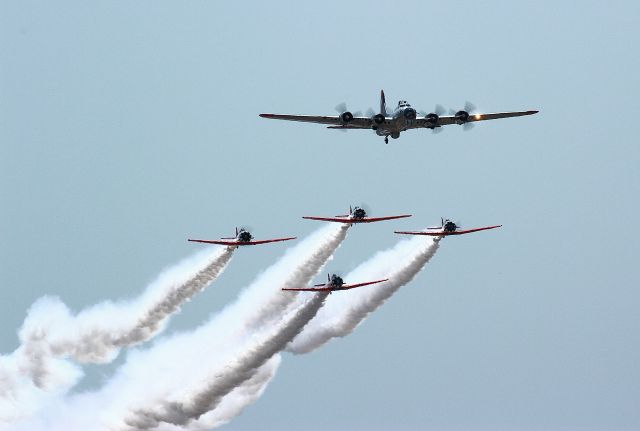 N5017N — - B-17 Flying Fortress