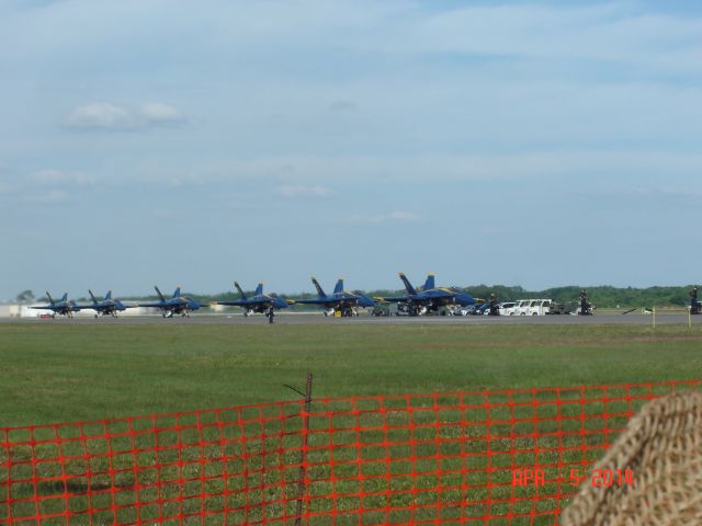 McDonnell Douglas FA-18 Hornet — - The Blues Return To Flightline Sun n Fun 2014