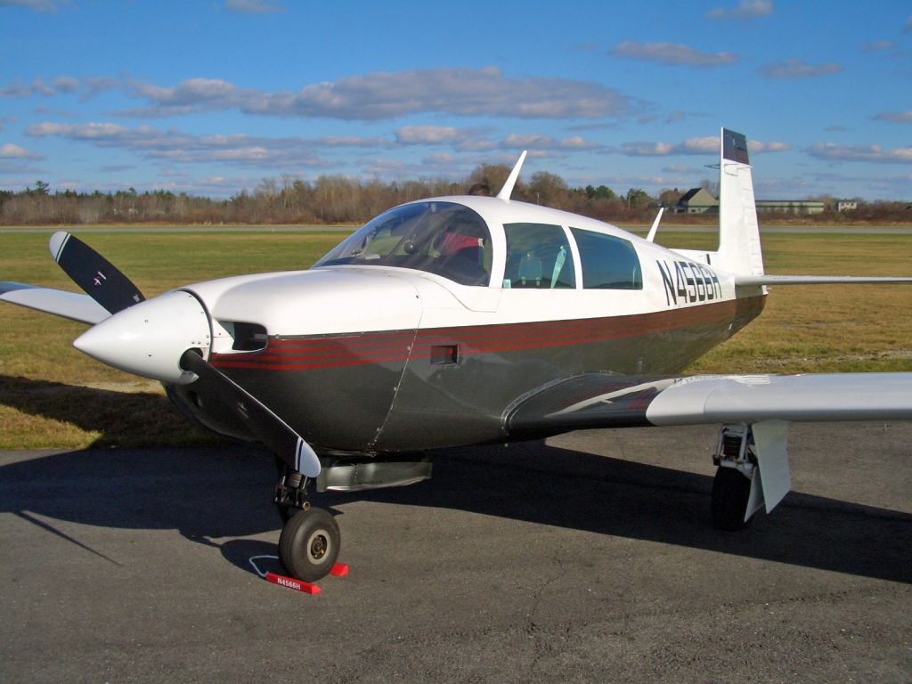 Mooney M-20 (N4566H)