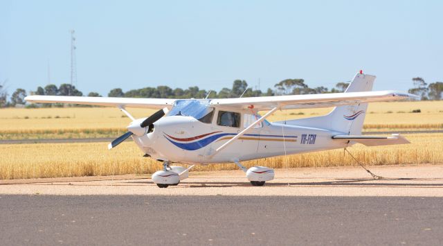 Cessna Skyhawk (VH-FCM)