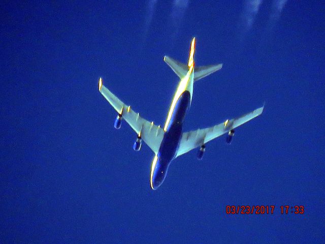 Boeing 747-400 (G-CIVF)