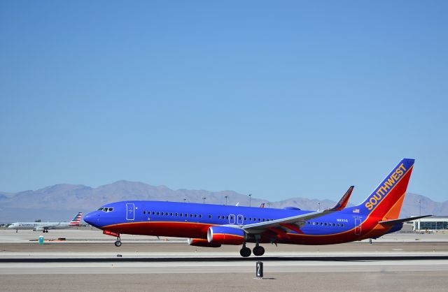 Boeing 737-800 (N8311Q) - N8311Q Southwest Airlines 2012  Boeing 737-8H4 s/n 38808 - Las Vegas - McCarran International Airport (LAS / KLAS)br /USA - Nevada April 2, 2015br /Photo: Tomás Del Coro