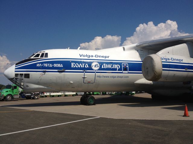 Ilyushin Il-76 (RA-76951)