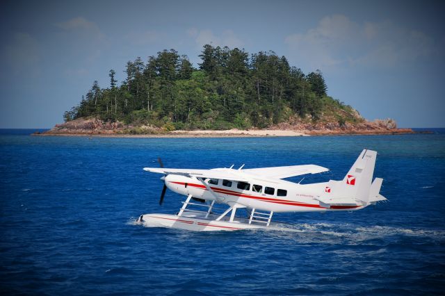 Cessna Caravan (VH-PGT) - Air Whitsundays Cessna Caravan amphibian, Qld.