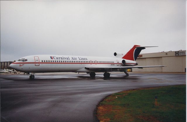 BOEING 727-200 —